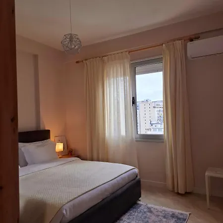 Sofi Condo-close To Port Of *