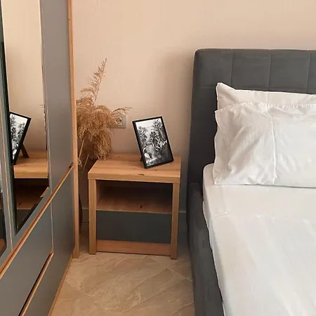 Sofi Condo-close To Port Of Apartment