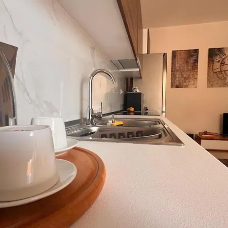 Apartment Sofi Condo-close To Port Of