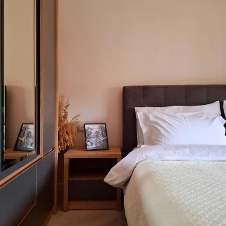 Sofi Condo-close To Port Of Avlonya