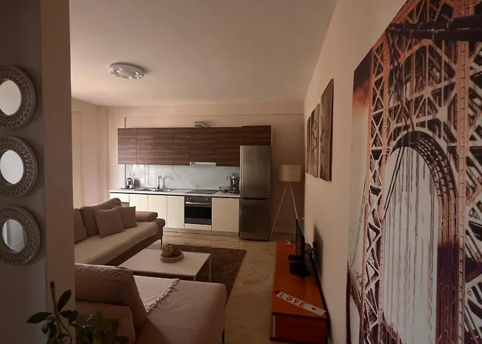 Lejlighed Sofi Condo-close To Port Of