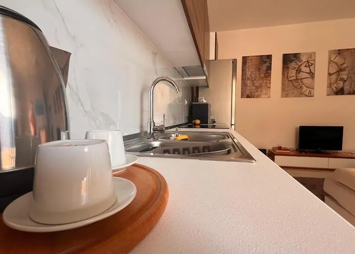 Lejlighed Sofi Condo-close To Port Of
